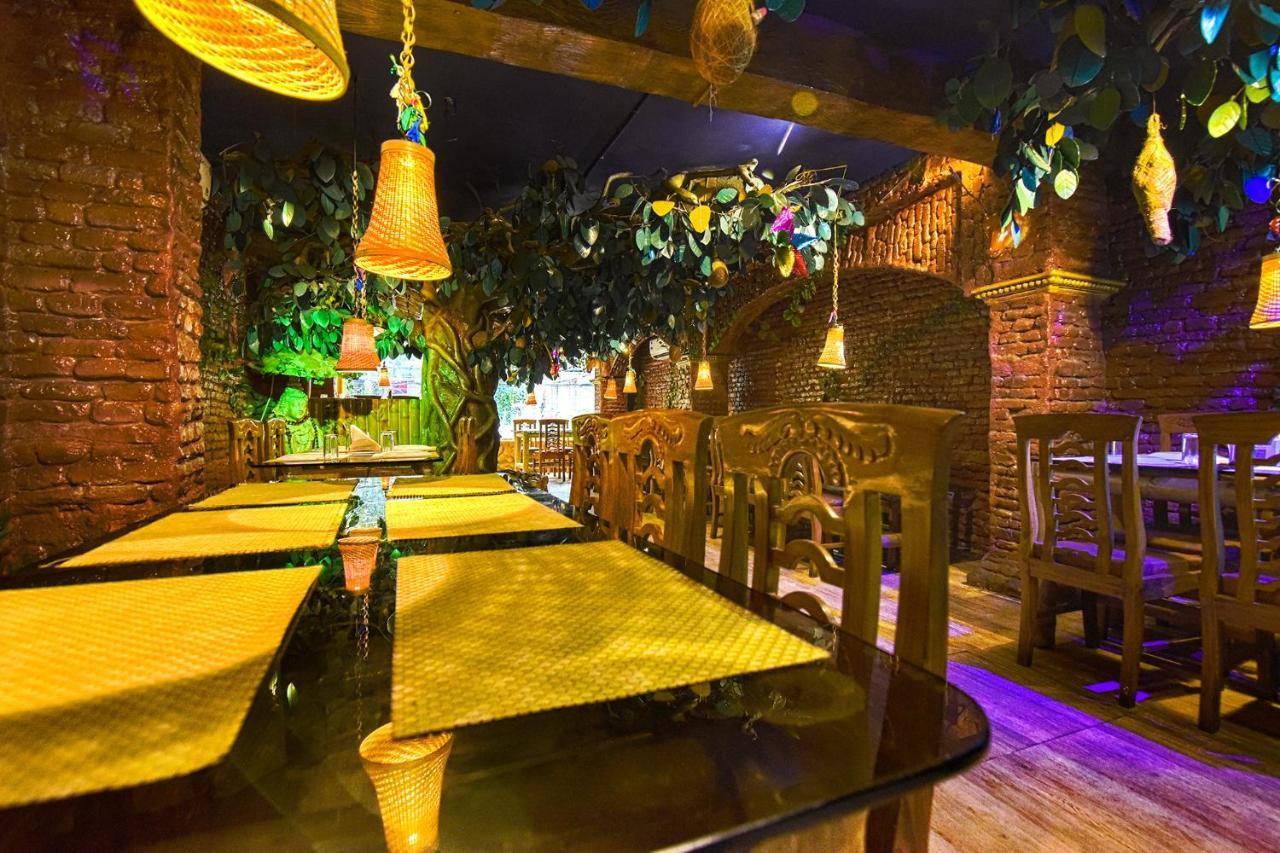 Fabhotel Dreamland Kolkata Bagian luar foto